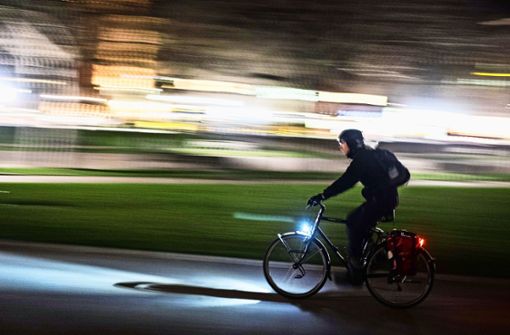 Platz für Radfahrer ist vielerorts noch Mangelware. Foto: Lichtgut/Max Kovalenko