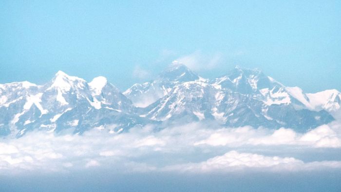 Erfolgreicher deutscher Bergsteiger im Himalaya vermisst