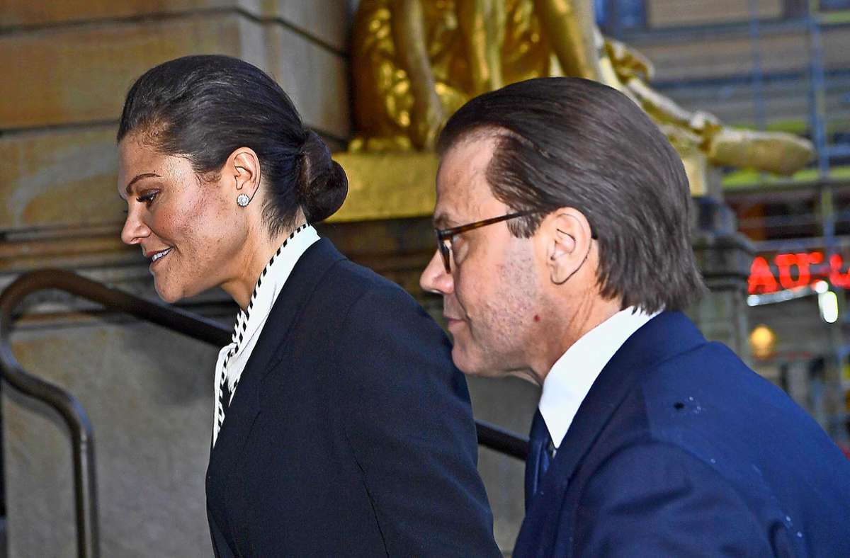 Kronprinzessin Victoria und Ehemann Prinz Daniel äußern sich zu Gerüchten über eine Ehekrise. Foto: Imago/Claudio Bresciani