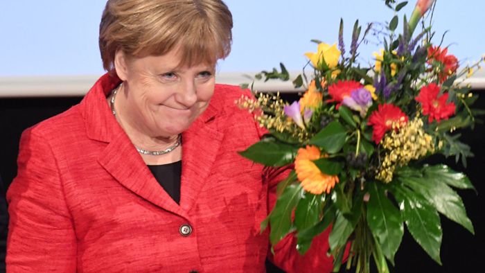 Landes-CDU wählt Merkel zur Spitzenkandidatin