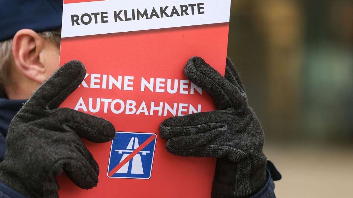 Auch in Stuttgart: Klimaschützer protestieren gegen neue Autobahnen