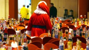 Feste in Unternehmen: Wenn Weihnachtsfeier als Versicherungsfall endet