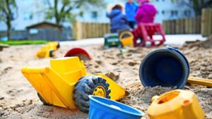 Für Kleinkinder ist ein Sandspielplatz an der frischen Luft besonders wichtig – diesen gibt es schon im Kinderhaus Wirbelwind. Foto: dpa