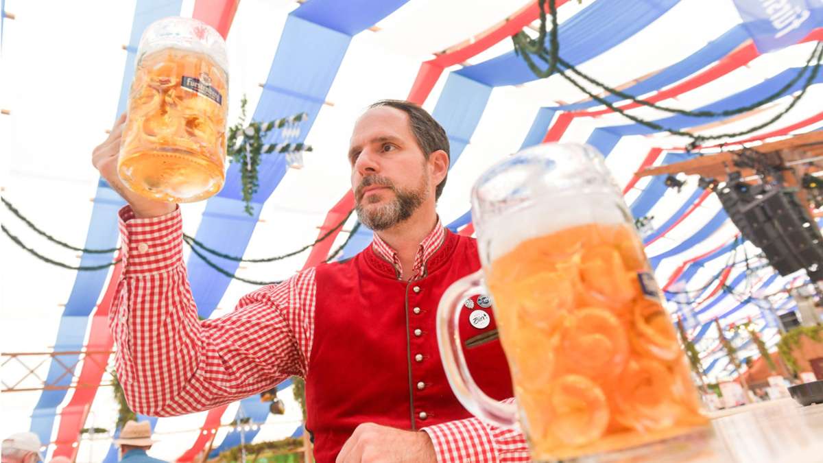 Cannstatter Volksfest alkoholfrei - Sommelier testet Wasen-Bier ohne ...