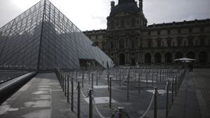 Louvre und  Schloss Versailles evakuiert
