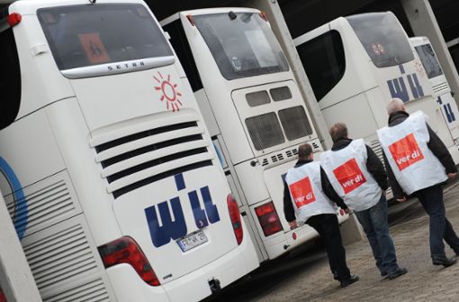 Im privaten Busverkehr drohen unbefristete Streiks. Foto: dpa