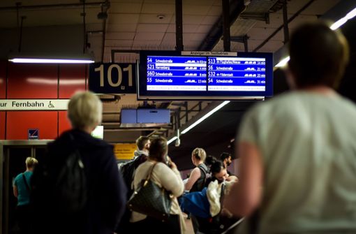 Verspätungen werden nicht mehr durchgesagt – das nervt die S-Bahnfahrer. Foto: Lichtgut/Max Kovalenko