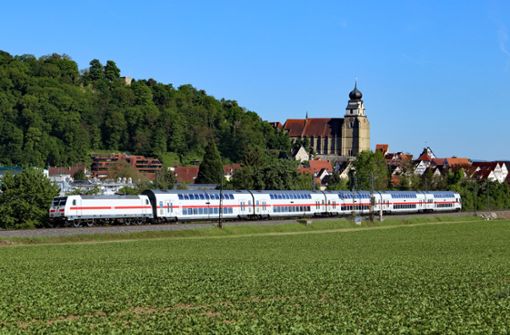 Der Intercity fährt auf der Gäubahn auch an Herrenberg vorbei. Foto: Deutsche Bahn