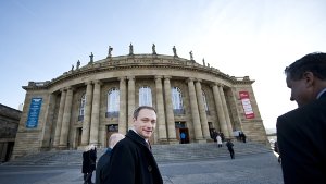 FDP-Chef Christian Lindner vor dem Opernhaus in Stuttgart. Foto: dpa