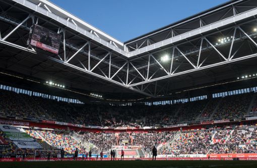 Das ursprünglich für den 4. September geplante Großkonzert im Stadion in Düsseldorf mit bis zu 13 000 Zuschauern soll in den Spätherbst verschoben werden. Foto: dpa/Bernd Thissen