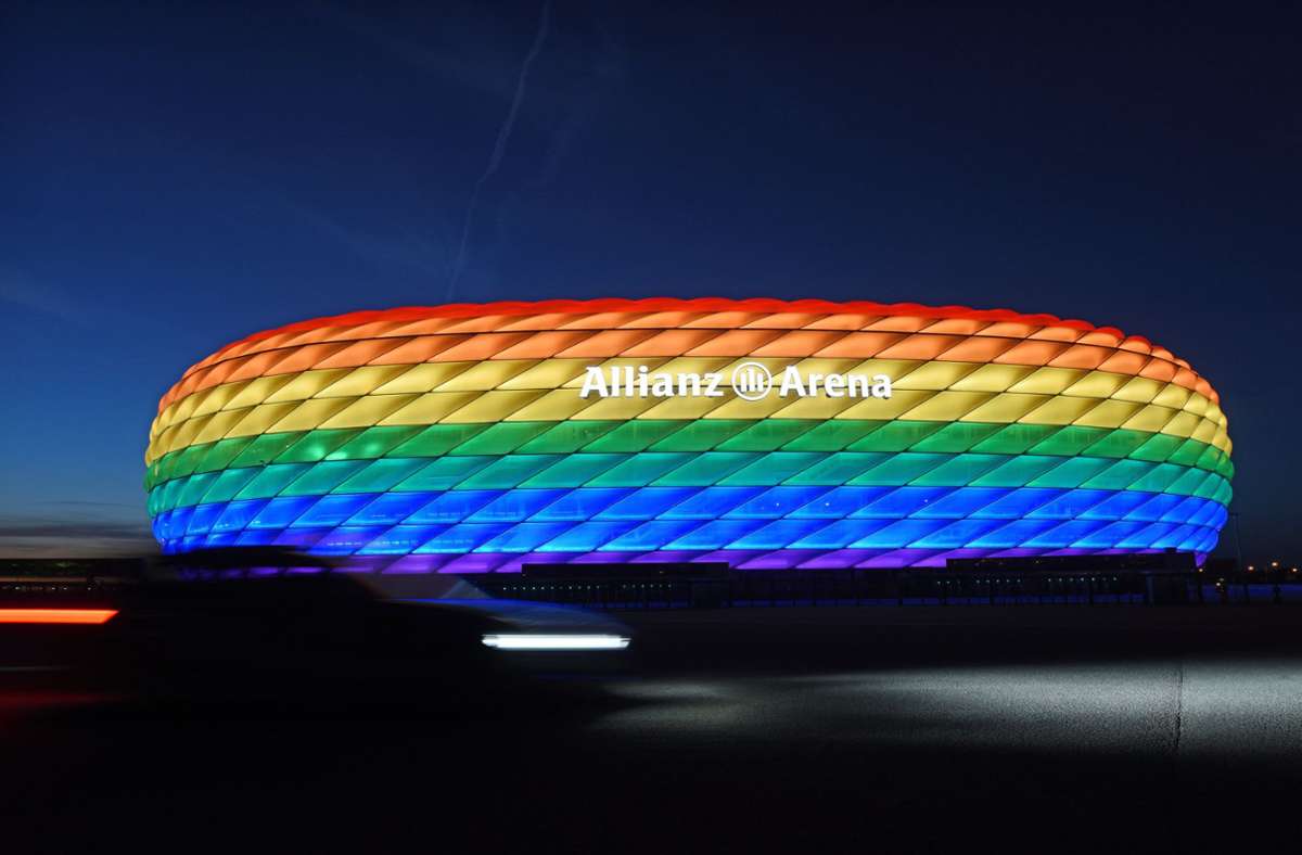 Auch im Fußball müsse sich noch einiges in Sachen Toleranz ändern, sagt der Lesben- und Schwulenverband. Foto: dpa/Tobias Hase