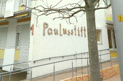 Zum Paulusstift, einer Mutter-Kind-Einrichtung im Stuttgarter Osten, gehören Wohnungen, eine Kita und ein Kinder- und Familienzentrum Foto: Jürgen Brand