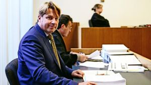 Bernd Klingler vor der Verhandlung im Amtsgericht Foto: Lg/Verena Ecker