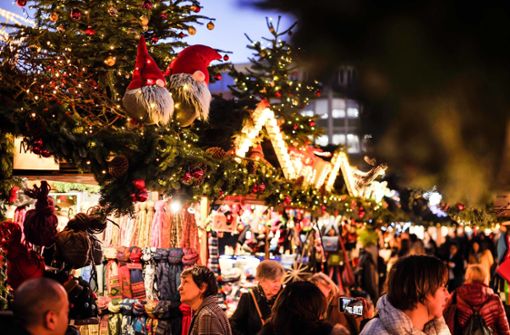 Am Montag wird auf dem Stuttgarter Weihnachtsmarkt der letzte Glühwein für dieses Jahr ausgeschenkt. Foto: Lichtgut/Max Kovalenko