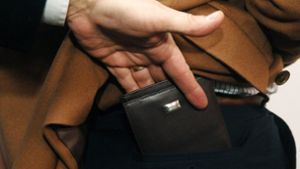 Die Polizei konnte einen Serientaschendieb in Stuttgart-Sillenbuch schnappen. (Symbolbild) Foto: dpa