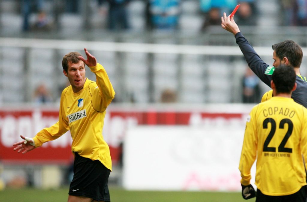 Jochen Seitz (42) spielte von 2000 bis 2003 für den VfB Stuttgart in der Bundesliga. Über Schalke 04 und den 1. FC Kaiserslautern ging er 2006 nach Hoffenheim in die Regionalliga, blieb bis 2008 und erlebte den Aufstieg in die zweite Liga mit.