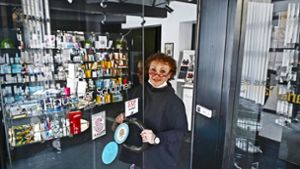 Mirca Gönners Kosmetikstudio ist zwar wieder geöffnet, aber wegen der aufwendigen Tests gibt es keine Kunden. Foto:  