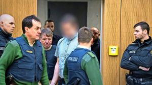 Er hat dem Attentäter die Waffe verkauft: Der Angeklagte Philipp K. vor dem Landgericht München I Foto: dpa