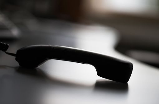 Immer wieder versuchen Betrüger,  über einen Telefonanruf Geld zu erbeuten. Foto: dpa/Rolf Vennenbernd
