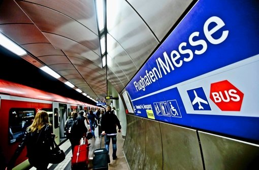 In der S-Bahn-Station sollen nach den Plänen der Bahn künftig auch Fern- und Regionalzüge halten. Foto: Leif Piechowski