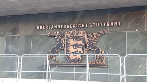 Seit Dezember läuft der Prozess vor dem Oberlandesgericht Stuttgart um die Schüsse auf eine Shisha-Bar in Plochingen. Foto: Simone Weiß