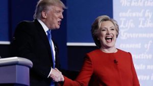 Der Schlagabtausch der beiden US-Präsidentschaftskandidaten Donald Trump und Hillary Clinton fand thematisch auch weit abseits der Politik statt. Foto: dpa