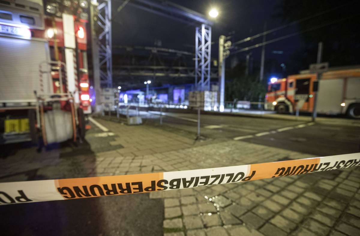 Ein 52-jähriger Mann hatte seine Ehefrau am Freitagabend am Nordbahnhof in Stuttgart niedergestochen. Foto: 7aktuell.de/Simon Adomat