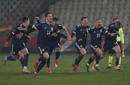 Schottland qualifizierte sich als letztes Team für die EM 2021. Foto: AP/Darko Vojinovic