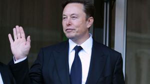 Musk enttäuscht Fans und Aktionäre