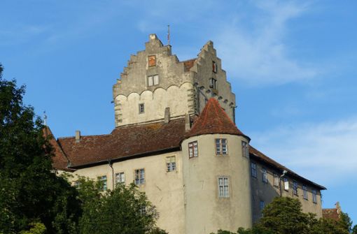 Die Meersburg am Bodensee ist die älteste noch bewohnte Burg Deutschlands. Foto: imago/CHROMORANGE/CHROMORANGE / Silke Rottleb