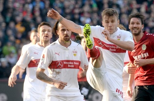Der VfB Stuttgart hat sich 1:1 von Hannover 96 getrennt. In unserer Bilderstrecke zeigen wir die Reaktionen zum Spiel. Foto: dpa