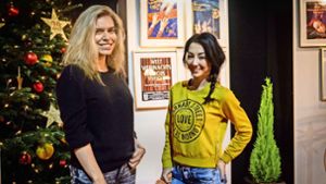 Unternehmerin Elisa van der Meijden (li.) und Artistin Katerina Abakarova vom Circus Foto: Lichtgut/Zweygarth