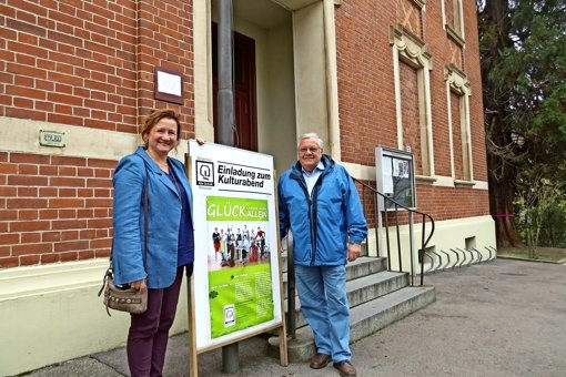 Heidemarie Kurtscheid und Gerhard Schlecht wünschen sich neue Mitglieder, die das  Bürgerhaus-Team unterstützen. Foto: Caroline Leibfritz