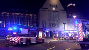 Der Verdächtige soll einen Brandanschlag auf das Rathaus in Delmenhorst verübt haben. Foto: dpa/Nord-West-Media TV