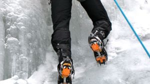 Ein 38-Jähriger kam bei dem Kletterunfall an einem Eisfall ums Leben. (Symbolbild) Foto: imago sportfotodienst/imago sportfotodienst