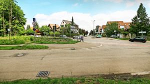 Umbau vertagt: Wo die Danziger Straße  in die  Aldinger Straße mündet, bleibt vorerst alles wie es ist. Foto: factum/Bach