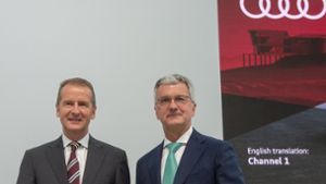 Herbert Diess (links), Vorstandsvorsitzender der Volkswagen AG, und Rupert Stadler (rechts), Vorstandsvorsitzender der Audi AG, müssen sich der Kritik stellen. Foto: dpa