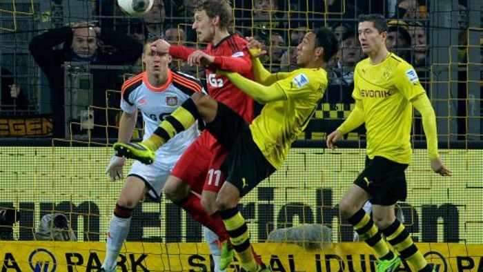 Bayer siegt in Dortmund, Bayern trumpfen in Bremen auf