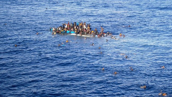 Flüchtlingsboot gesunken – sieben Kinder tot
