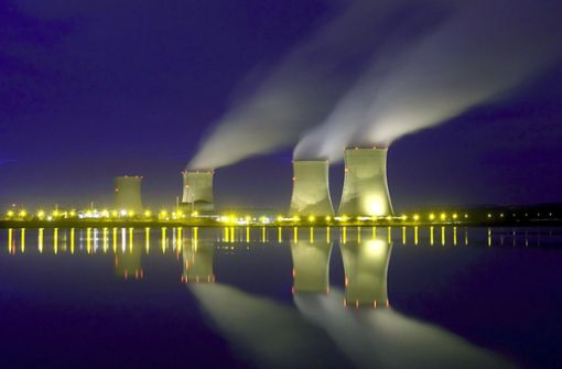 Nicht nur im  Kernkraftwerk Cattenom in Frankreich gibt es immer wieder Probleme. Dennoch setzt die Regierung weiter unbeirrt auf Atomstrom. Foto: dpa//epa Karaba