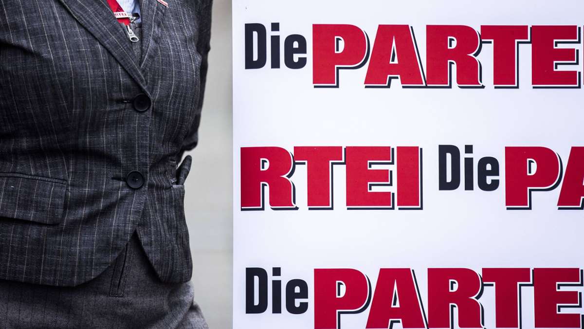 Spott nach Wahl-Debakel in Berlin: „Die Partei“ droht mit Bombenalarm und Helene Fischer