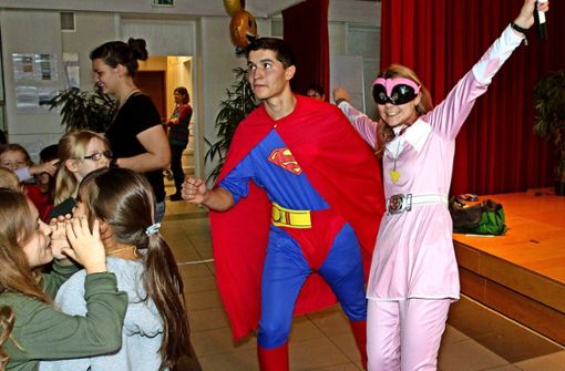Dennis Jung und Cosima Pantle sind die Superhelden in Großbottwar. Foto: Frank Wittmer