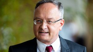 SPD beklagt „Nichthandeln“ und bringt sich als Ersatz ins Spiel