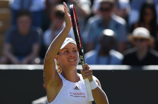 Angelique Kerber wahrt beim Tennis-Turnier in Wimbledon die Chance auf den Titel. Sie steht im Achtelfinale. Foto: AFP