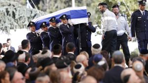Die Welt nimmt Abschied von Schimon Peres