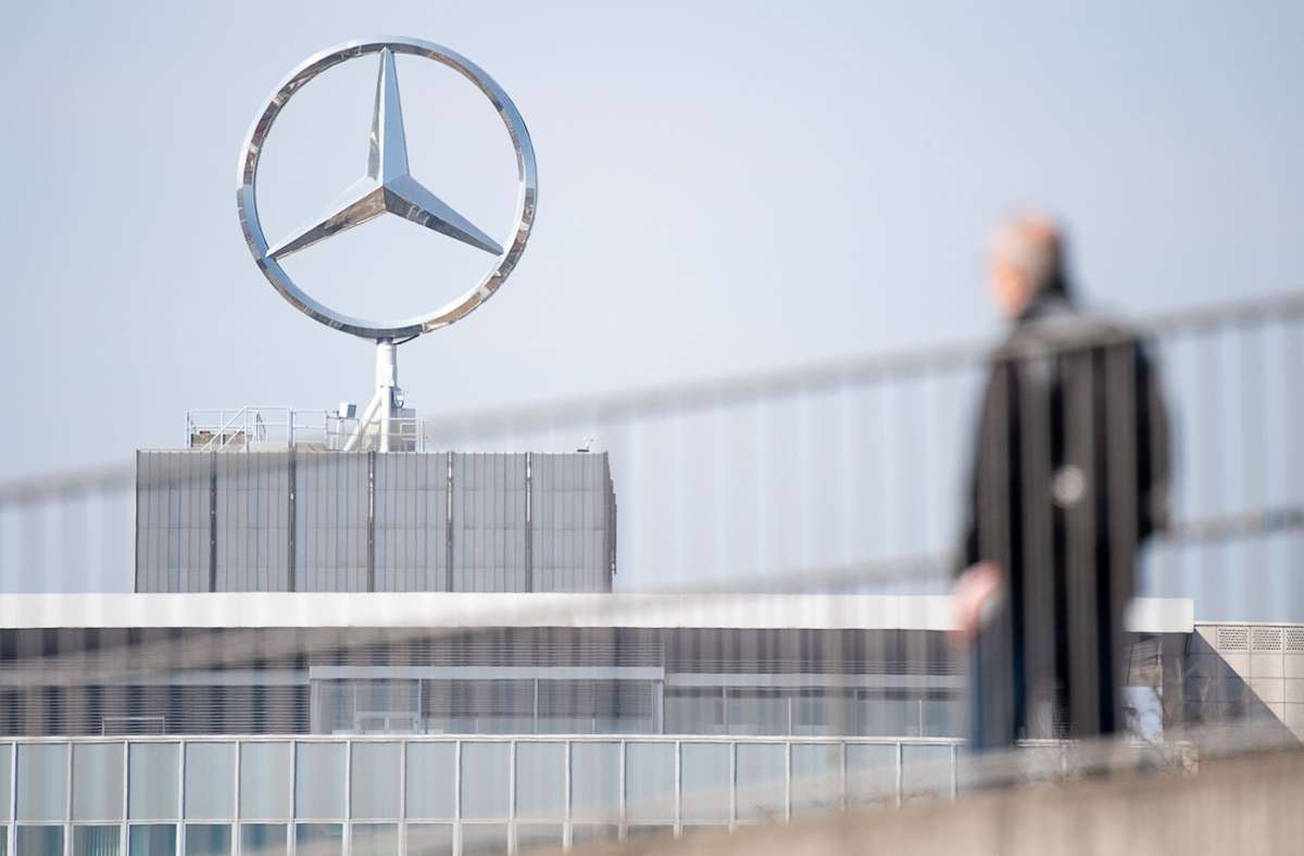 Daimler baut zahlreiche Stellen ab. Für viele Beschäftigte bedeutet dies den Weg in eine ungewisse Zukunft. Foto: dpa/Sebastian Gollnow