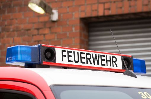 Die Explosion hat in Hamburg einen Großeinsatz der Feuerwehr ausgelöst. Foto: dpa