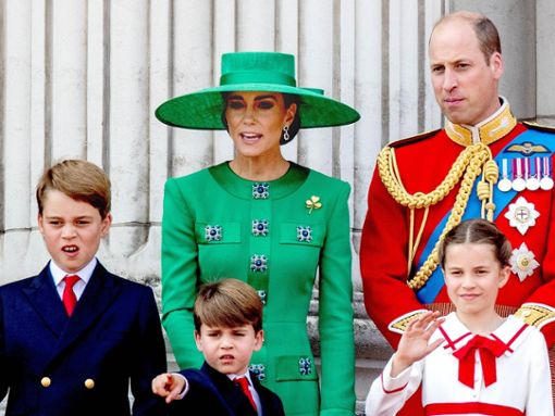 Prinz William und Prinzessin Kate mit ihren Kindern Prinz George (l.), Prinz Louis und Prinzessin Charlotte. Foto: imago/PPE