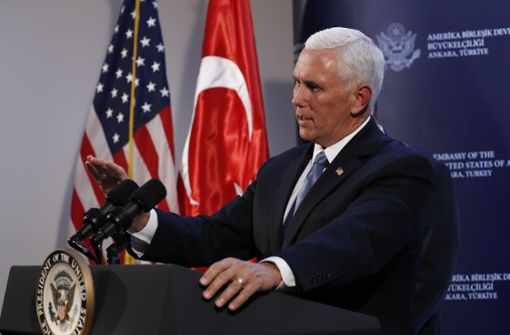 Nach Verhandlungen haben sich die Länder laut Mike Pence  auf  „eine Pause der militärischen Operationen für 120 Stunden“ geeinigt. Foto: AP/Jacquelyn Martin