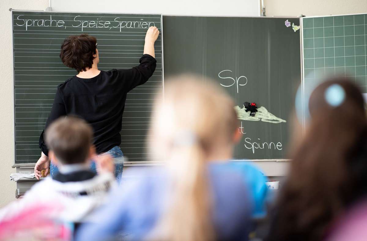 Seit den Herbstferien steigt die Zahl der Corona-Erkrankungen  an Schulen in Baden-Württemberg. Foto: dpa/Sebastian Gollnow